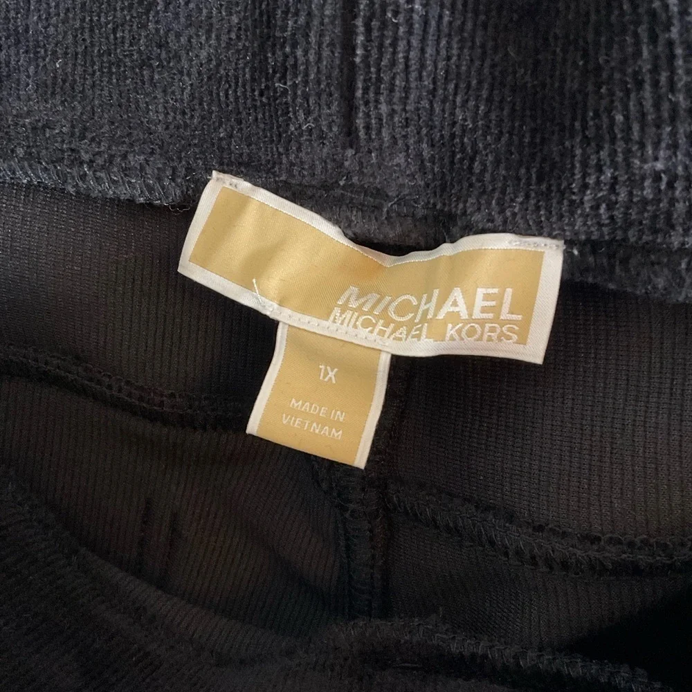 Michael Kors Black Straight Ankle Pull On High-Rise Size 1X